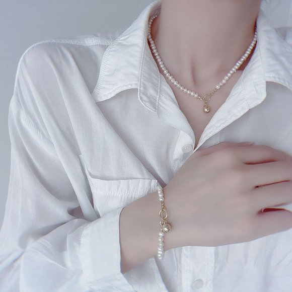 NEW 14K Gold Plated Pearl Toggle Bead Necklace - Picture 2 of 7